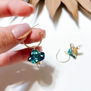 Green mushroom hoop earrings